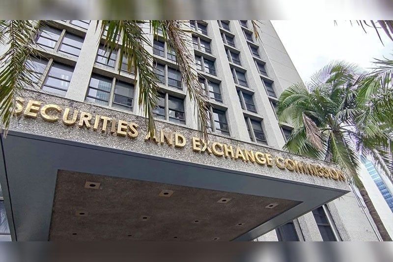 SEC offers incentives to spur public offerings